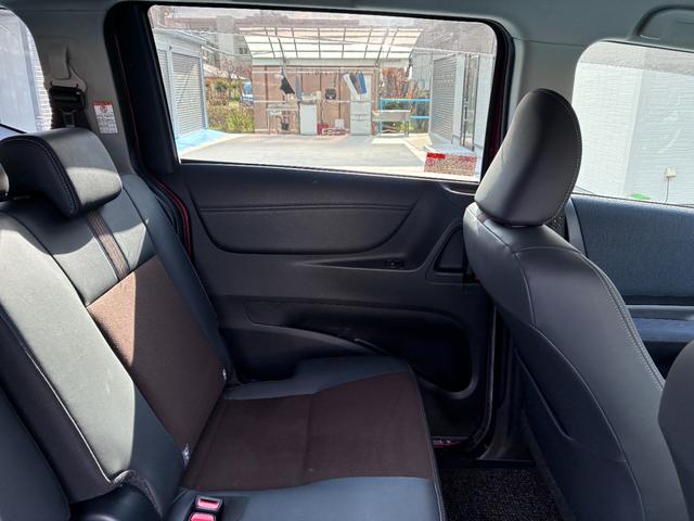 シエンタ ハイブリッドG フルセグナビ bluetooth ETC バックカメラ 両側パワースライドドア LEDヘッドライト ドライブレコーダー オートライト 車線免脱警報(12枚目)