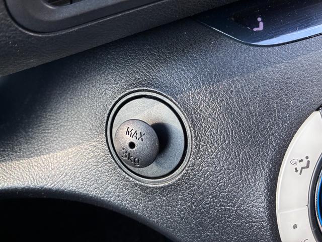 シエンタ ハイブリッドG フルセグナビ bluetooth ETC バックカメラ 両側パワースライドドア LEDヘッドライト ドライブレコーダー オートライト 車線免脱警報(35枚目)