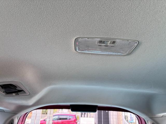 シエンタ ハイブリッドG フルセグナビ bluetooth ETC バックカメラ 両側パワースライドドア LEDヘッドライト ドライブレコーダー オートライト 車線免脱警報(39枚目)