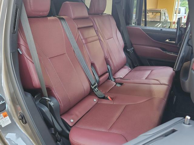 ＬＸ ＬＸ６００　ワンオーナー　禁煙車　マークレビンソン　後席モニター　エグゼクティブ２２インチアルミ（26枚目）