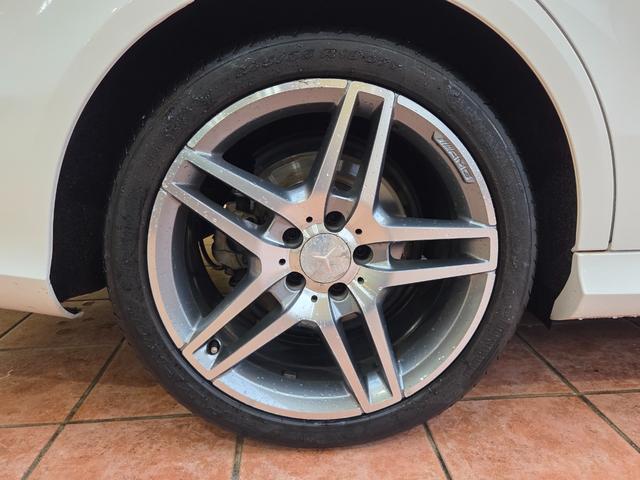 Ｅクラス Ｅ２５０　アバンギャルド　ＡＭＧスポーツＰＫＧ　ハーフレザーシート（10枚目）