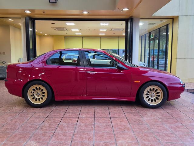 アルファ１５６ ２．５　Ｖ６　２４Ｖ　６ＭＴ　ＫＯＮＩダンパーキット　ＡＲＱＲＡＹエキゾースト（4枚目）