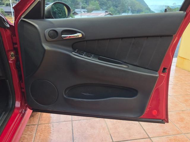 アルファ１５６ ２．５　Ｖ６　２４Ｖ　６ＭＴ　ＫＯＮＩダンパーキット　ＡＲＱＲＡＹエキゾースト（18枚目）