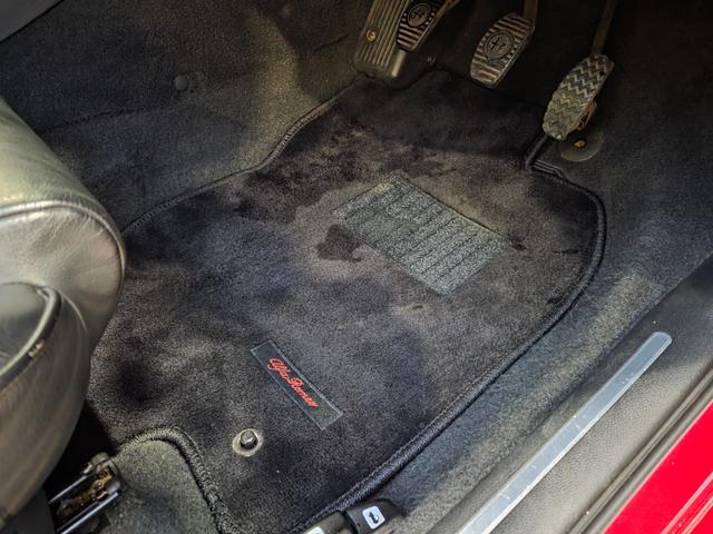 アルファ１５６ ２．５　Ｖ６　２４Ｖ　６ＭＴ　ＫＯＮＩダンパーキット　ＡＲＱＲＡＹエキゾースト（20枚目）