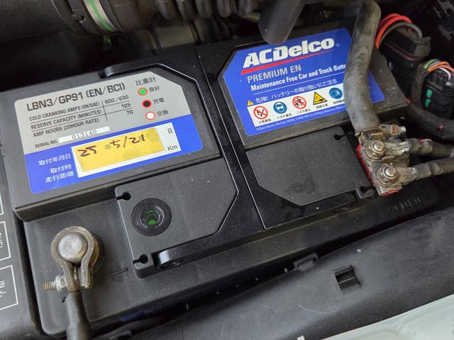 アルファ１５６ ２．５　Ｖ６　２４Ｖ　６ＭＴ　ＫＯＮＩダンパーキット　ＡＲＱＲＡＹエキゾースト（35枚目）