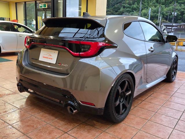 GRヤリス RZ ハイパフォーマンス ワンオーナー 禁煙車(5枚目)