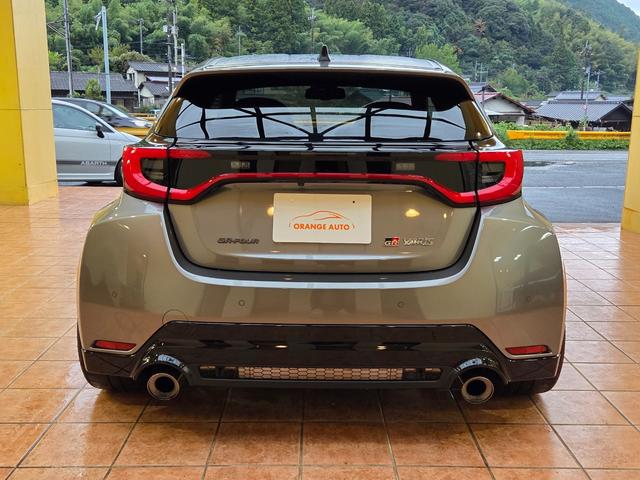 GRヤリス RZ ハイパフォーマンス ワンオーナー 禁煙車(6枚目)