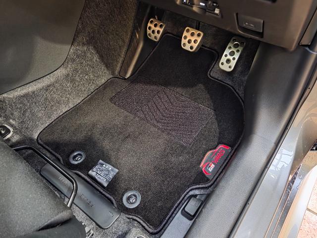 GRヤリス RZ ハイパフォーマンス ワンオーナー 禁煙車(24枚目)