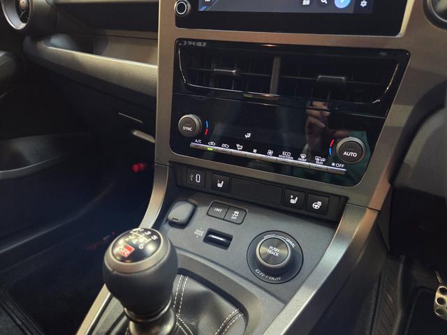 GRヤリス RZ ハイパフォーマンス ワンオーナー 禁煙車(38枚目)