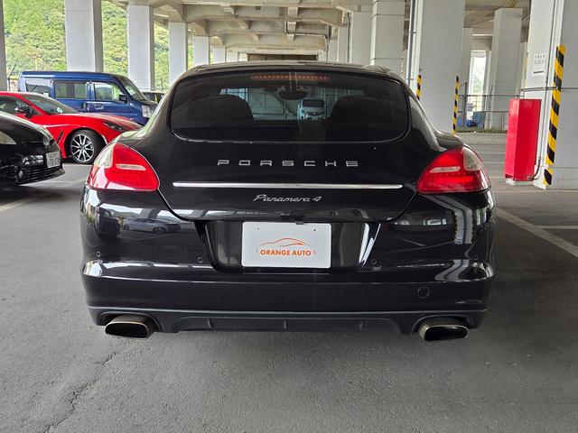 パナメーラ 4 4WD サンルーフ 黒革シート HDDナビ TV BLUETOOTH バックカメラ(6枚目)