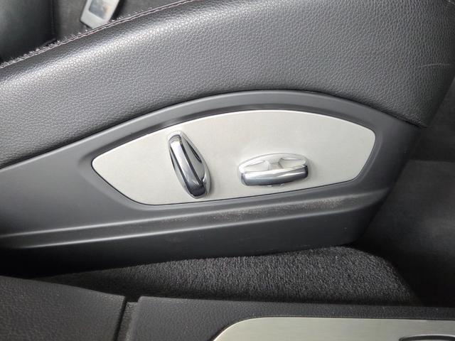 パナメーラ 4 4WD サンルーフ 黒革シート HDDナビ TV BLUETOOTH バックカメラ(28枚目)