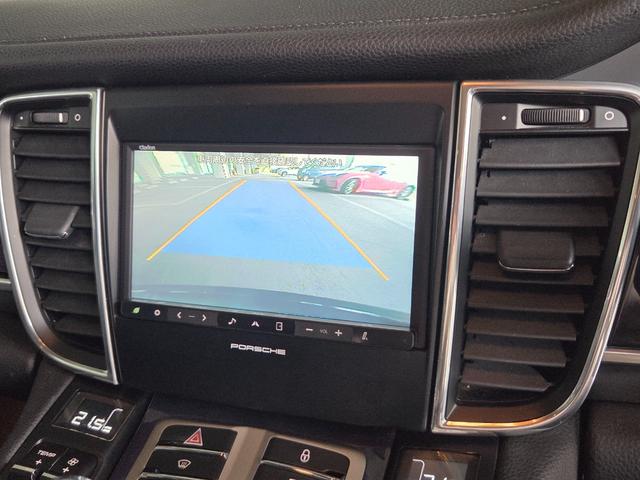 パナメーラ 4 4WD サンルーフ 黒革シート HDDナビ TV BLUETOOTH バックカメラ(33枚目)