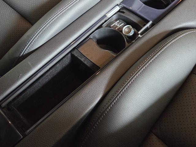 パナメーラ 4 4WD サンルーフ 黒革シート HDDナビ TV BLUETOOTH バックカメラ(42枚目)