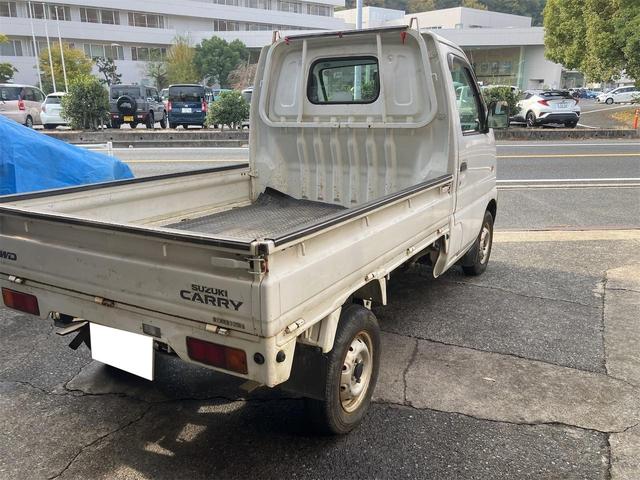 キャリイトラック ベースグレード 5速マニュアル 4WD エアコン パワステ無し 車検付き 自社下取り車 最大積載量350Kg(8枚目)