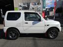 ジムニー ランドベンチャー　禁煙車　ＳＤナビ　ＣＤ　ＤＶＤ　Ｂｌｕｅｔｏｏｔｈ　フルセグＴＶ　ＥＴＣ　電格ミラー　ターボ　ワンオーナー　ＬＥＤヘッドランプ　４ＷＤ　フォグ（4枚目）