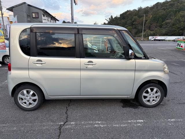 タント Ｘリミテッド　安全ボディ　電動パワースライドドア　スマートキー　ＣＤ・ラジオ　純正アルミホイール　スペアタイヤ有り（5枚目）