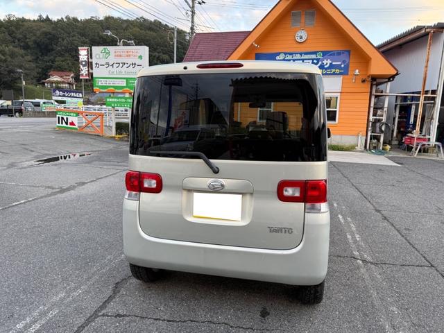 タント Ｘリミテッド　安全ボディ　電動パワースライドドア　スマートキー　ＣＤ・ラジオ　純正アルミホイール　スペアタイヤ有り（7枚目）