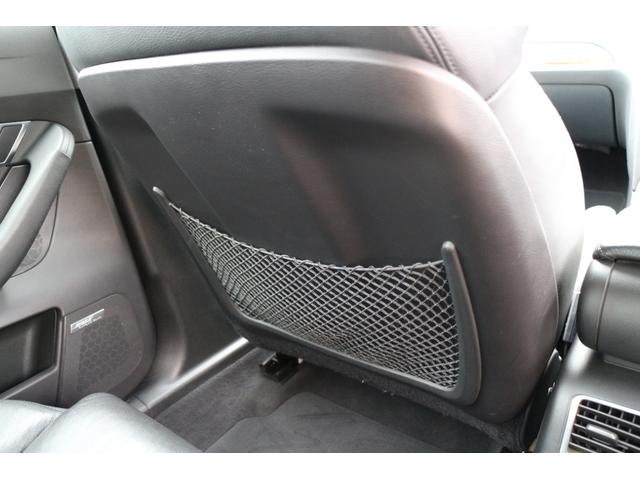 Ａ６ ３．２ＦＳＩクワトロ　フルタイム４ＷＤ（3枚目）