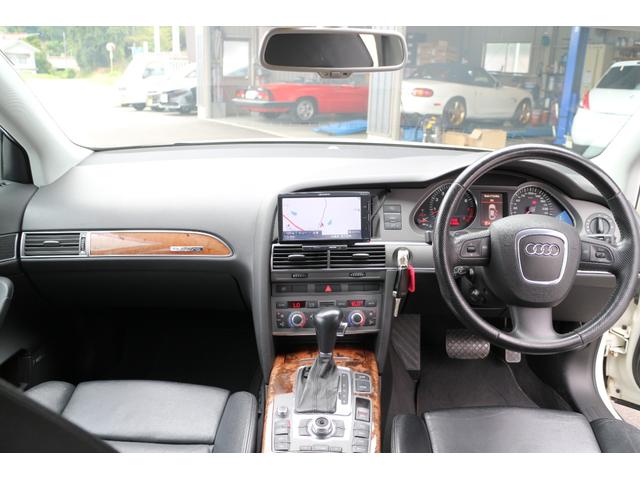 Ａ６ ３．２ＦＳＩクワトロ　フルタイム４ＷＤ（5枚目）