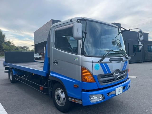 レンジャープロ 　【広島発】下取り強化中！！ローン購入可！！　キャリアカー　ウインチ付き　６速ＭＴ　ＥＴＣ車載器　積載量：２９５０ｋｇ　荷台内寸：４５３×２０５ｃｍ（3枚目）
