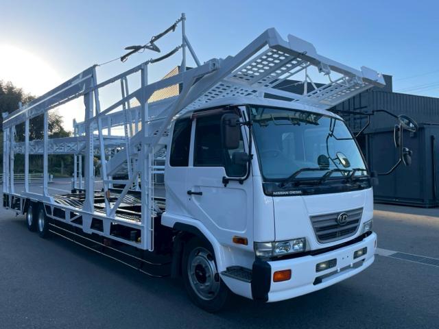 コンドル UD 5台積み キャリアカー 6速MT(3枚目)