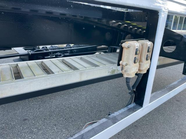 コンドル UD 5台積み キャリアカー 6速MT(9枚目)