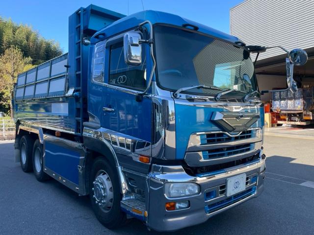 クオン UD ダンプ 6×2MT 馬力:420ps(2枚目)