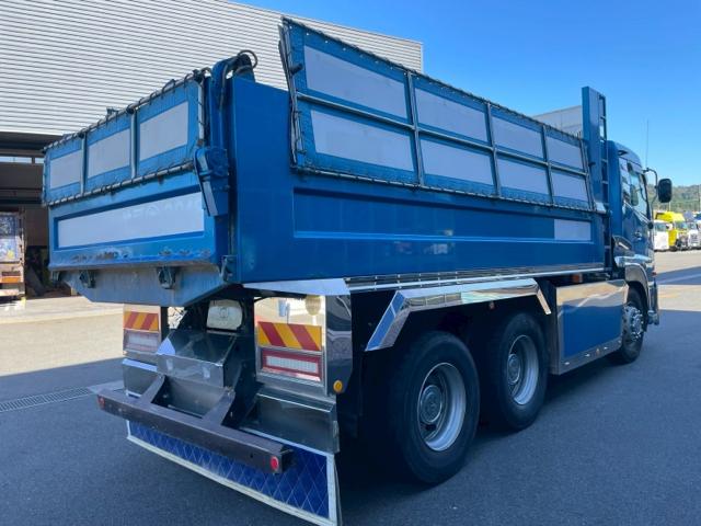 クオン UD ダンプ 6×2MT 馬力:420ps(4枚目)