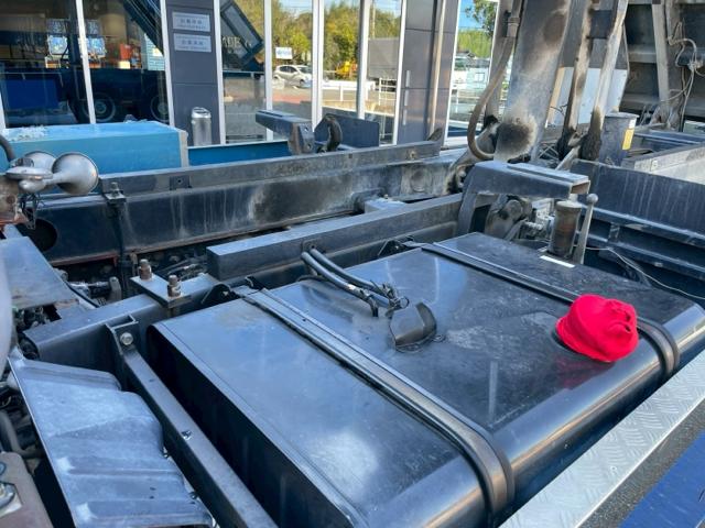 クオン UD ダンプ 6×2MT 馬力:420ps(9枚目)