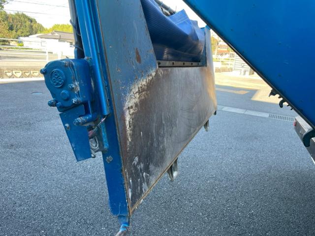 クオン UD ダンプ 6×2MT 馬力:420ps(13枚目)