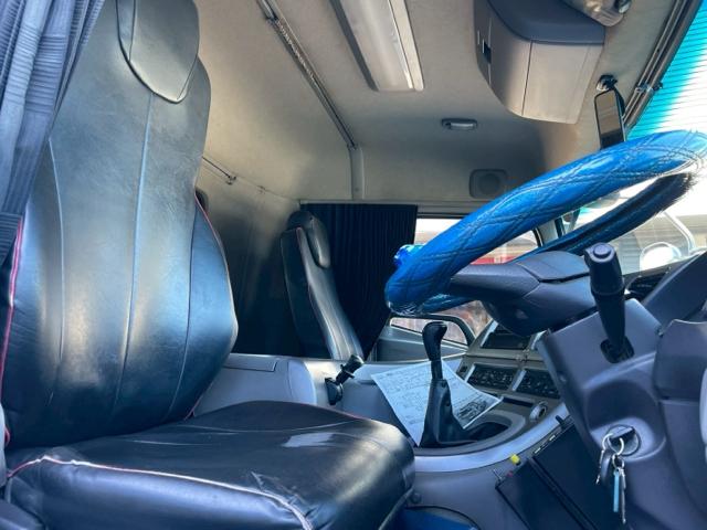 クオン UD ダンプ 6×2MT 馬力:420ps(18枚目)