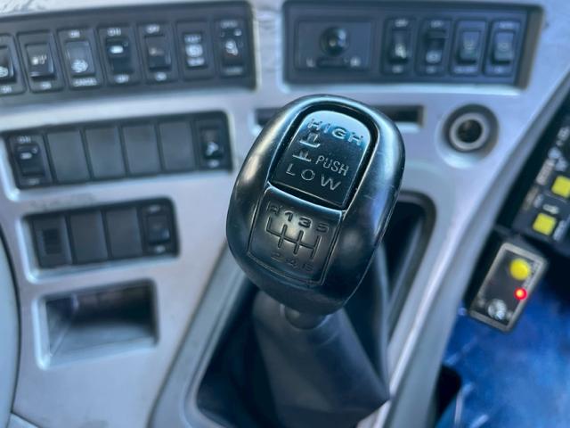 クオン UD ダンプ 6×2MT 馬力:420ps(20枚目)