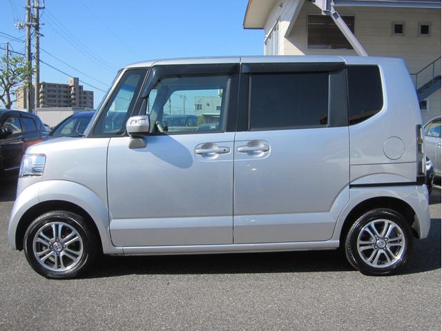 4WD ナビ フルセグTV DVD再生 ETC バックカメラ 電動スライドドア(17枚目)