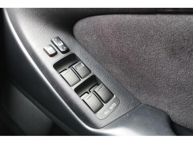 V300ベルテックスエディション ETC オートクルーズコントロール バックカメラ ナビ アルミホイール オートライト HID AT キーレスエントリー 電動格納ミラー パワーシート CD カセット 衝突安全ボディ ABS ESC(11枚目)