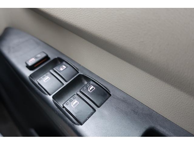 Xスペシャル キーレスエントリー MT 盗難防止システム ABS CD ミュージックプレイヤー接続可 衝突安全ボディ エアコン(5枚目)