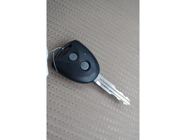Xスペシャル キーレスエントリー MT 盗難防止システム ABS CD ミュージックプレイヤー接続可 衝突安全ボディ エアコン(13枚目)