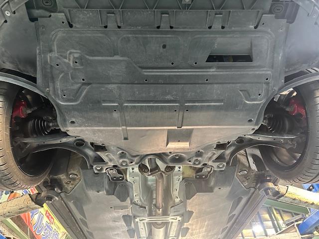 ポロGTI ベースグレード アイバッハ車高調 レカロシート REMUSマフラー ADVAN17インチAW ミシュランタイヤ デジタルインナーミラー カーボンステアリング カーボンエアロ 純正ナビ フルセグ バックカメラ ドラレコ(50枚目)