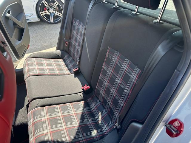 ポロGTI ベースグレード アイバッハ車高調 レカロシート REMUSマフラー ADVAN17インチAW ミシュランタイヤ デジタルインナーミラー カーボンステアリング カーボンエアロ 純正ナビ フルセグ バックカメラ ドラレコ(67枚目)