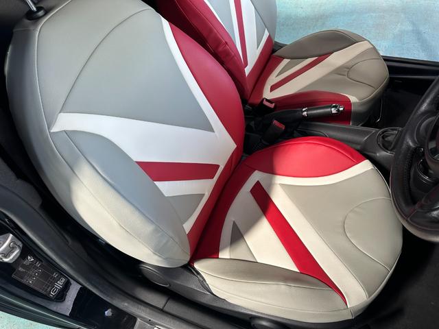 MINI クーパーS クーペ 可動式リアウィング ブラックアイキセノンライト 純正16インチブラックAW パドルシフト プッシュエンジンスタート CABANAシートカバー ETC 前後フォグ スペアキー 取説 点検記録簿 禁煙車(11枚目)