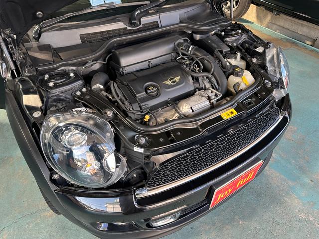 MINI クーパーS クーペ 可動式リアウィング ブラックアイキセノンライト 純正16インチブラックAW パドルシフト プッシュエンジンスタート CABANAシートカバー ETC 前後フォグ スペアキー 取説 点検記録簿 禁煙車(12枚目)