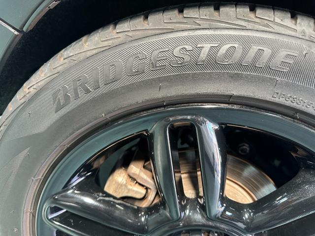 MINI クーパーS クーペ 可動式リアウィング ブラックアイキセノンライト 純正16インチブラックAW パドルシフト プッシュエンジンスタート CABANAシートカバー ETC 前後フォグ スペアキー 取説 点検記録簿 禁煙車(19枚目)