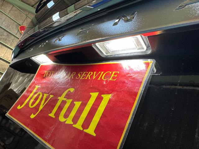 �����C�ɂȂ�L�Y�͂��ׂĒ����Ă���X���ɕ��ׂ܂��B�h���̒ɂ݂₷���Z�F�Ԃ̓R�[�e�B���O�{�H��H����ۊǂ�������A�����L���C�ȏ�Ԃ����Ă���������悤�ɂ��Ă��܂��B