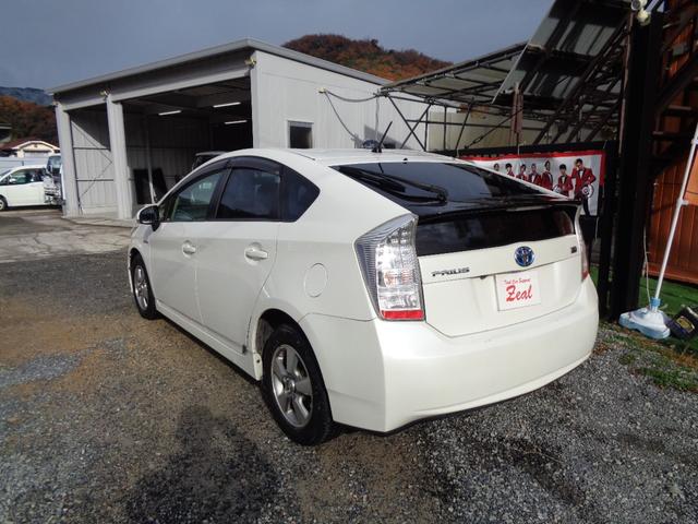 プリウス Ｓツーリングセレクション　８インチナビ　地デジＴＶ　ＥＴＣ　Ｂｌｕｅｔｏｏｔｈ　バックカメラ　車検整備付き　１年保証付き（20枚目）