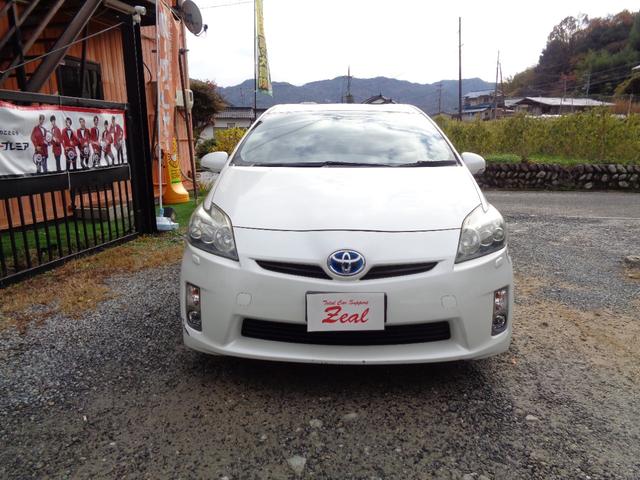 プリウス Ｓツーリングセレクション　８インチナビ　地デジＴＶ　ＥＴＣ　Ｂｌｕｅｔｏｏｔｈ　バックカメラ　車検整備付き　１年保証付き（24枚目）