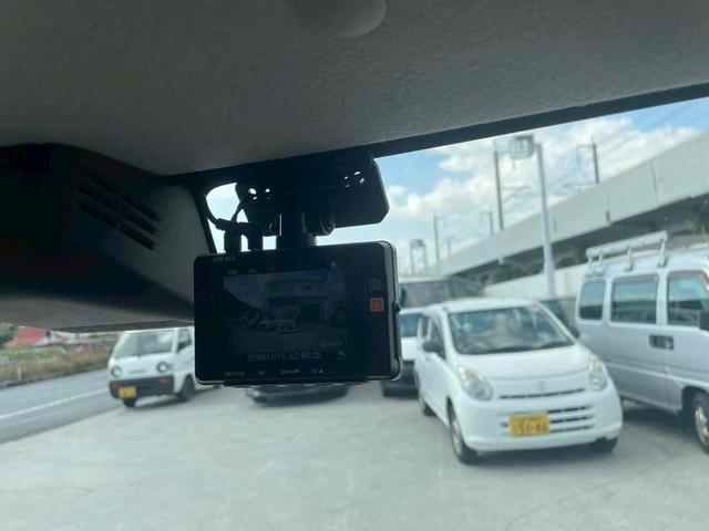 スペーシア ハイブリッドＸ　ドライブレコーダー　バックカメラ　両側電動スライドドア　ＴＶ　クリアランスソナー　レーンアシスト　衝突被害軽減システム　オートライト　スマートキー　アイドリングストップ　電動格納ミラー　シートヒーター（6枚目）