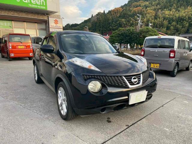 ジューク 16GT バックカメラ TV オートライト アルミホイール スマートキー 電動格納ミラー CVT 衝突安全ボディ CD DVD再生 ミュージックプレイヤー接続可 Bluetooth ABS ESC エアコン(13枚目)