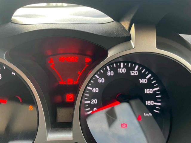 ジューク 16GT バックカメラ TV オートライト アルミホイール スマートキー 電動格納ミラー CVT 衝突安全ボディ CD DVD再生 ミュージックプレイヤー接続可 Bluetooth ABS ESC エアコン(21枚目)