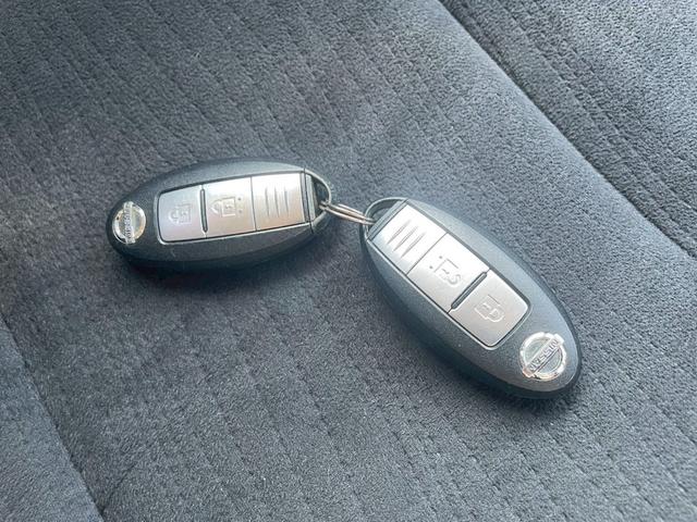 キューブ 15X Mセレクション エアコン パワーウィンドウ 衝突安全ボディ 盗難防止システム スマートキー ベンチシート 寒冷地仕様 ABS CDプレイヤー AUX端子(19枚目)