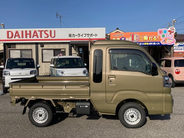 ハイゼットトラック ジャンボエクストラ　４ＷＤ　オートマ車　届け出済未使用車　作業灯　荷台ゴムマット　エアコン　パワステ　パワーウィンドウ　スマートキー　ＬＥＤヘッドライト　オートライト（31枚目）