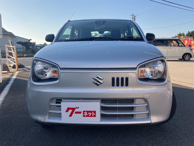 アルト Ｌ　ＴＶ　クリアランスソナー　レーンアシスト　衝突被害軽減システム　オートライト　アイドリングストップ　シートヒーター　ＣＶＴ　ＡＢＳ　ＥＳＣ　ＣＤ　ミュージックプレイヤー接続可　アルミホイール　エアコン（3枚目）